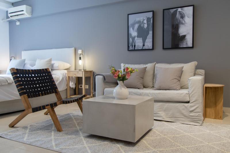 Recoleta Luxe Modern Stay Studio for Two - image 4