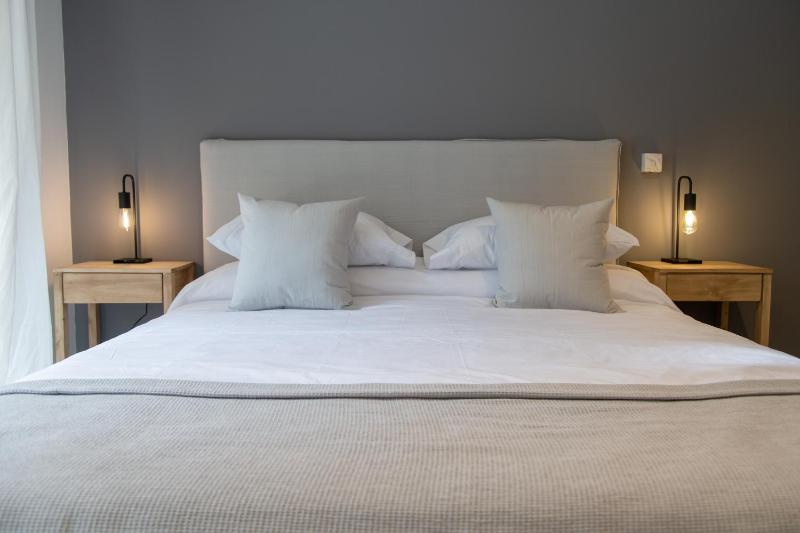 Recoleta Luxe Modern Stay Studio for Two - image 16