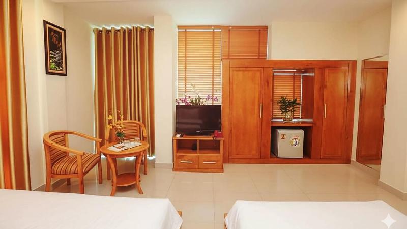 Jolilian Hotel Bãi Sau - image 15