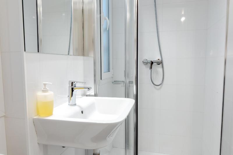 Hostal La Zona - image 11