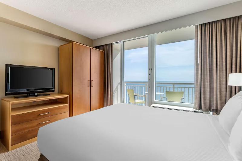 Hilton Ocean Beach Club Resort Virginia Beach VA - 2BR Suite - image 4