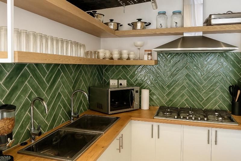 SweetStay - Kloof Street - image 9