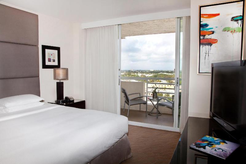 GALLERYone - a DoubleTree Suites by Hilton Hotel - image 12