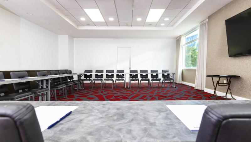 GALLERYone - a DoubleTree Suites by Hilton Hotel - image 5