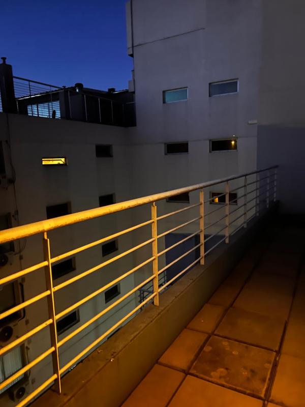 Monoambiente amplio con dos balcones a 1 cuadra de Av Pellegrini - image 9