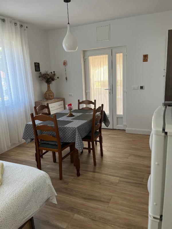 Apartments with parking space Mirca Brac - 729 - image 9