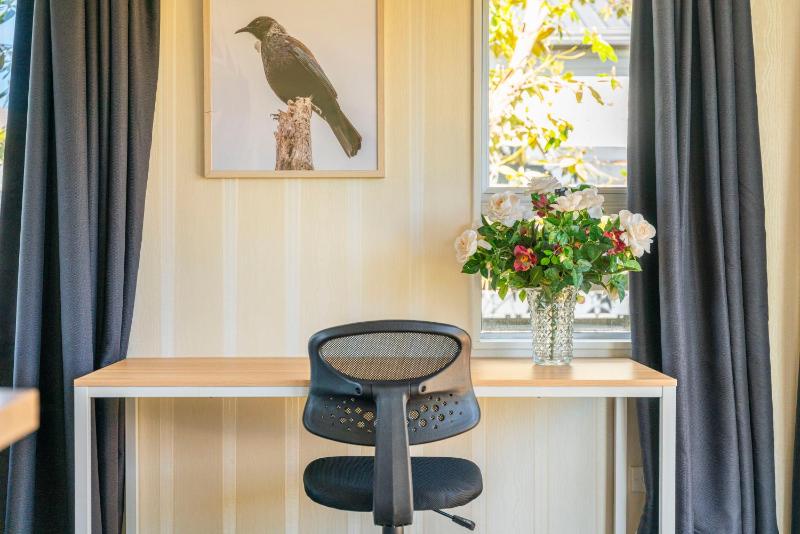 Stay at the Bay - Acacia Bay Taupo - image 19