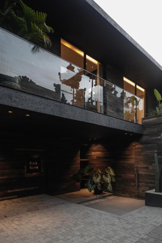 Black Villas Canggu Beach by OXO - image 1