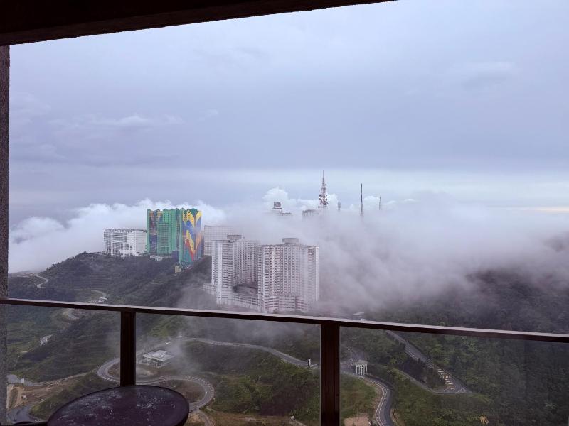 Peak Homes @ Top Hill near Genting Resort World - image 8
