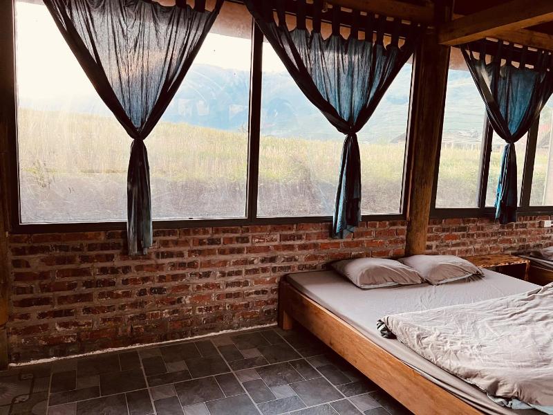 Giay's Local House - image 21