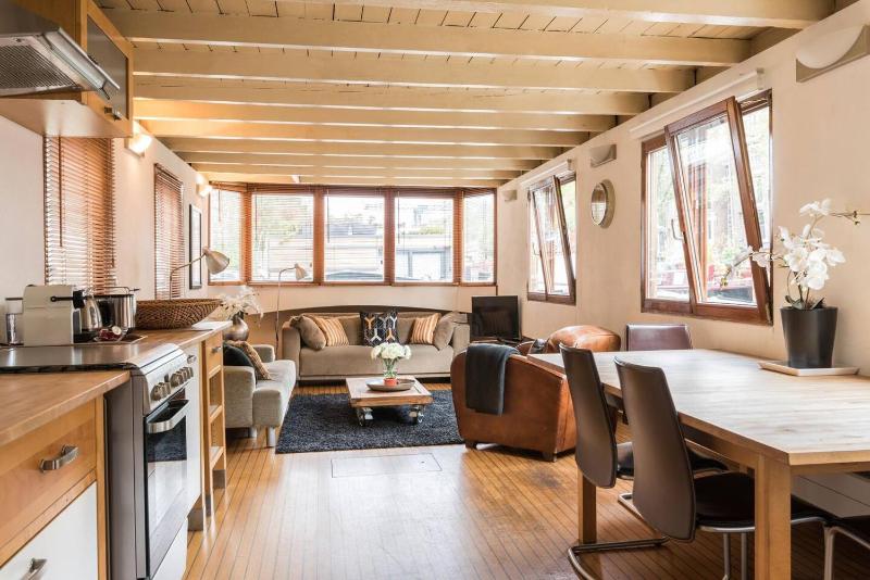 Luxury Houseboat Prince-William - image 1