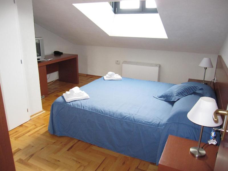 Double Room - Attic image 2
