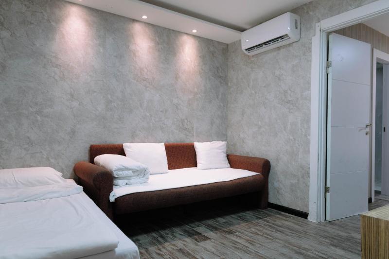 Rich Luxury Suites - Renovated - image 50