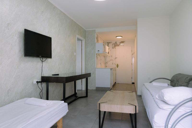 Rich Luxury Suites - Renovated - image 37