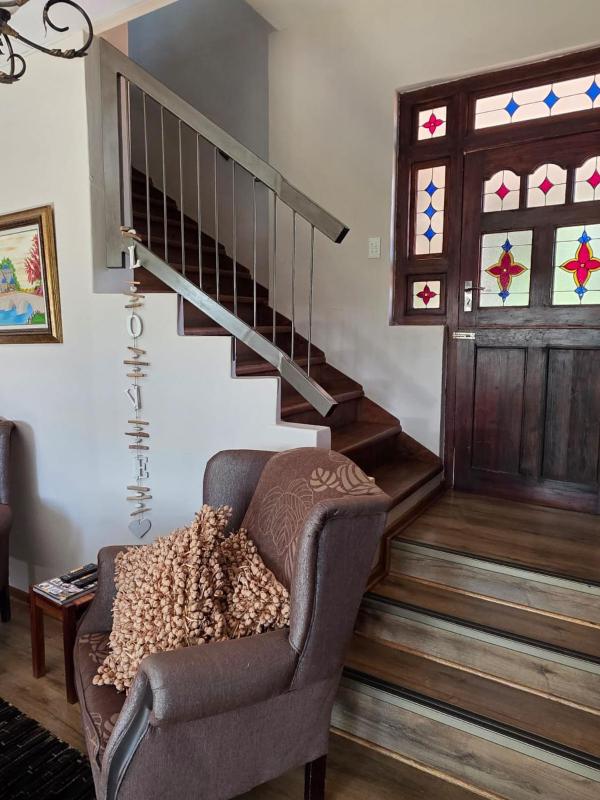Two Bells Guest House - image 15