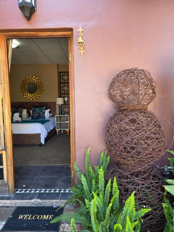 Two Bells Guest House - image 7