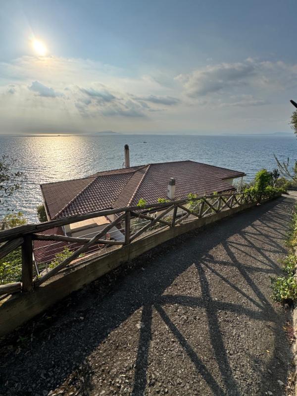 Villa sul mare - image 16