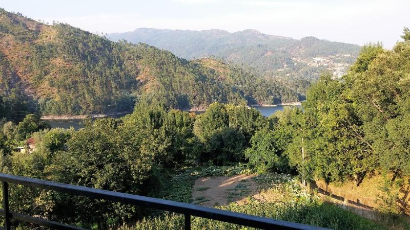 Triple Room with Shower image 4