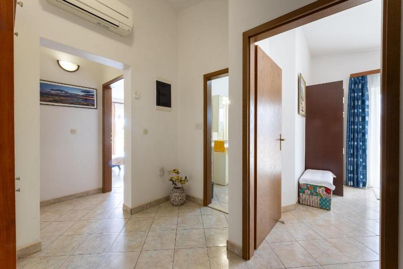 Apartments Ivo - image 23