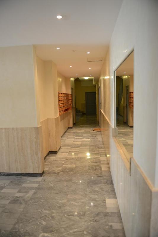 Three-Bedroom Apartment with Sea View image 4