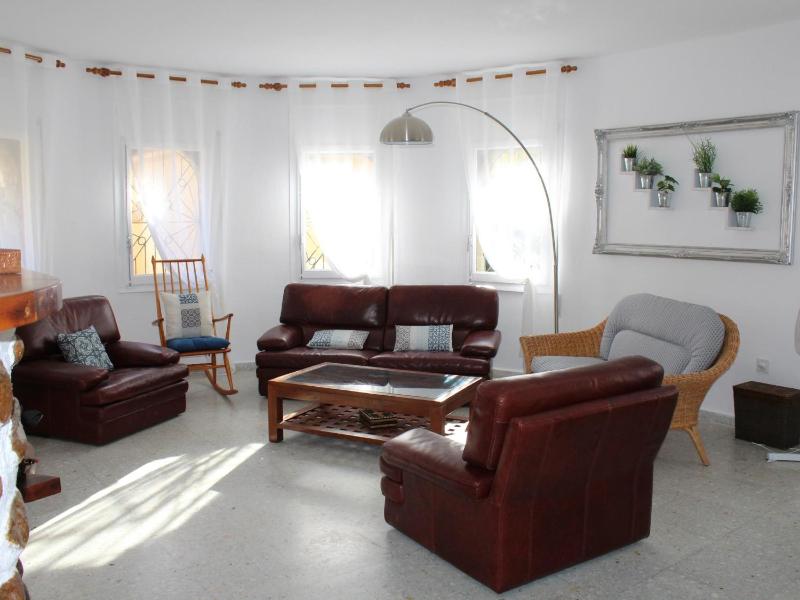 12 Esperanza - image 36