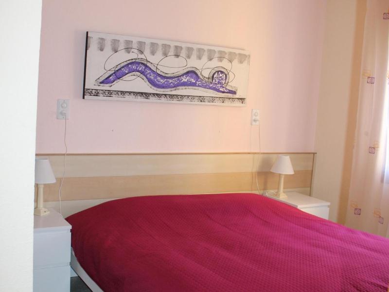 12 Esperanza - image 10