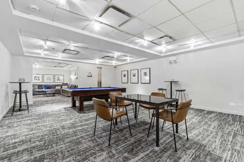 2bd River North Million Dollar Views! Parking Incl condo - image 13