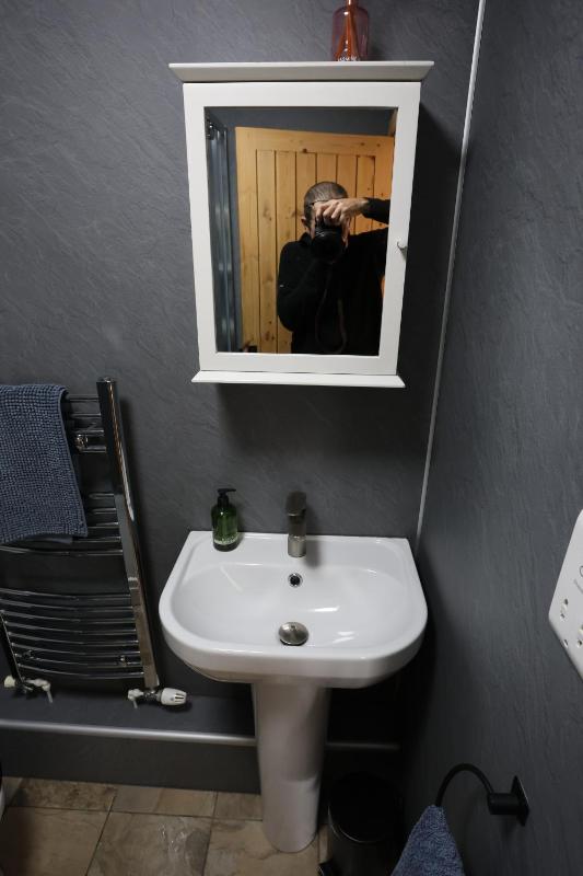 Lynton Lodge Studios - image 48