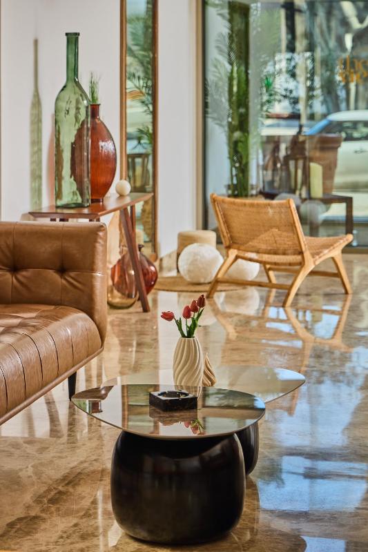 The View - Saint George Hotel - image 7