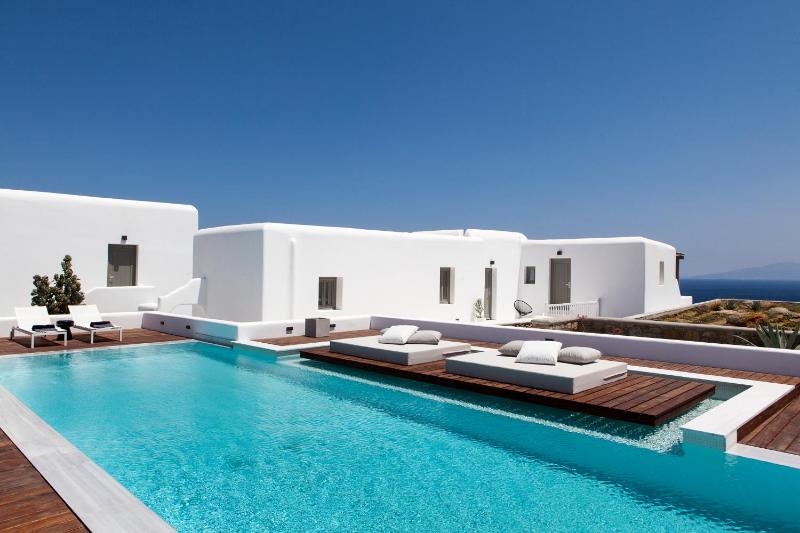 LYO Boutique Hotel - image 11