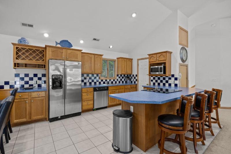 New Listing Beach Access Pools & Family Fun - image 41