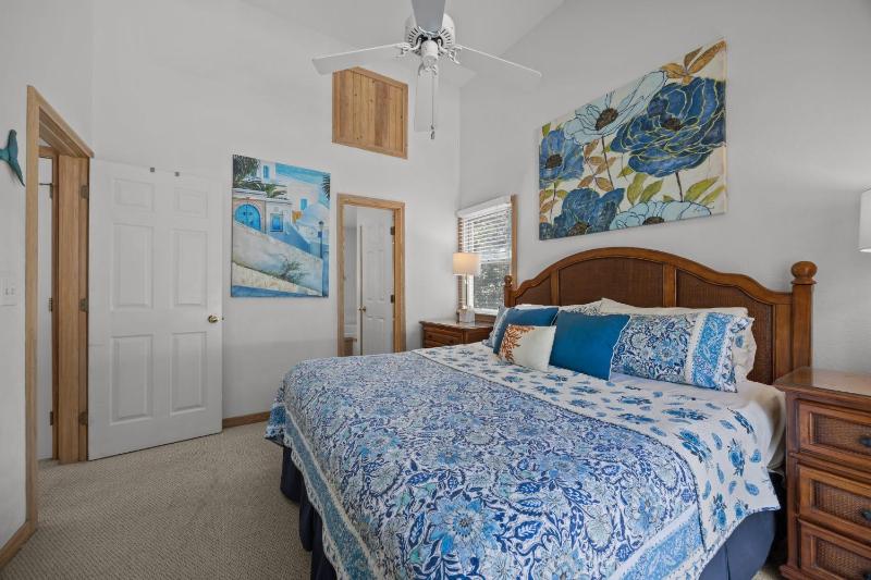 New Listing Beach Access Pools & Family Fun - image 17
