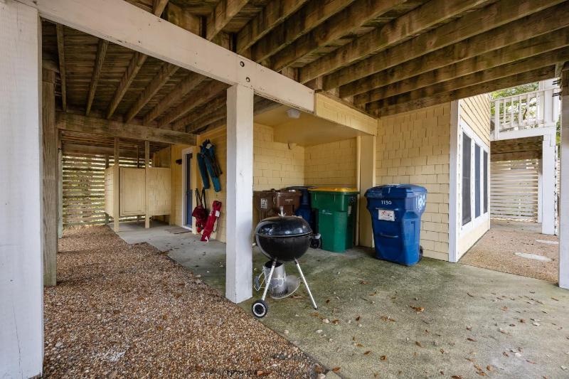 New Listing Beach Access Pools & Family Fun - image 28