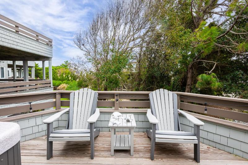 Villa in Corolla Light with Views Hot Tub & More - image 15