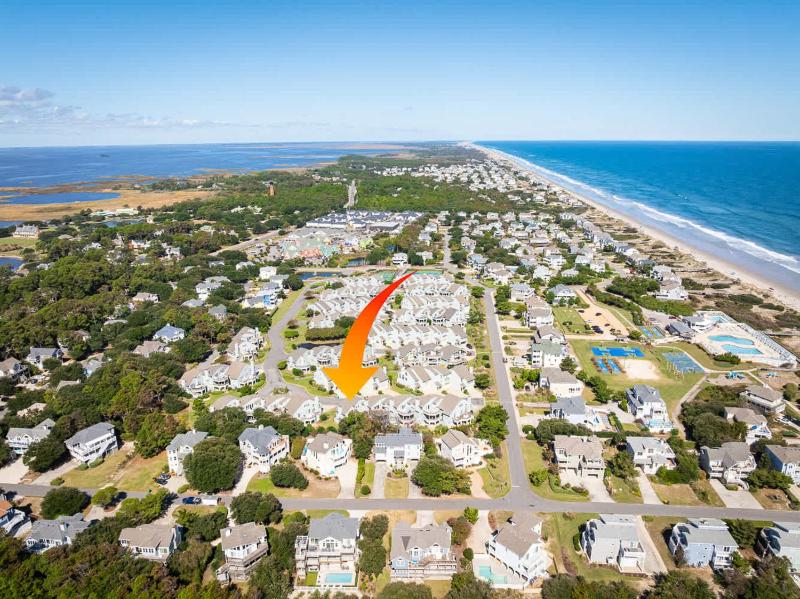 Villa in Corolla Light with Views Hot Tub & More - image 22