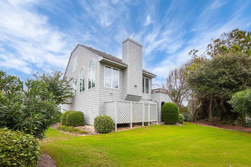 Villa in Corolla Light with Views Hot Tub & More - image 6