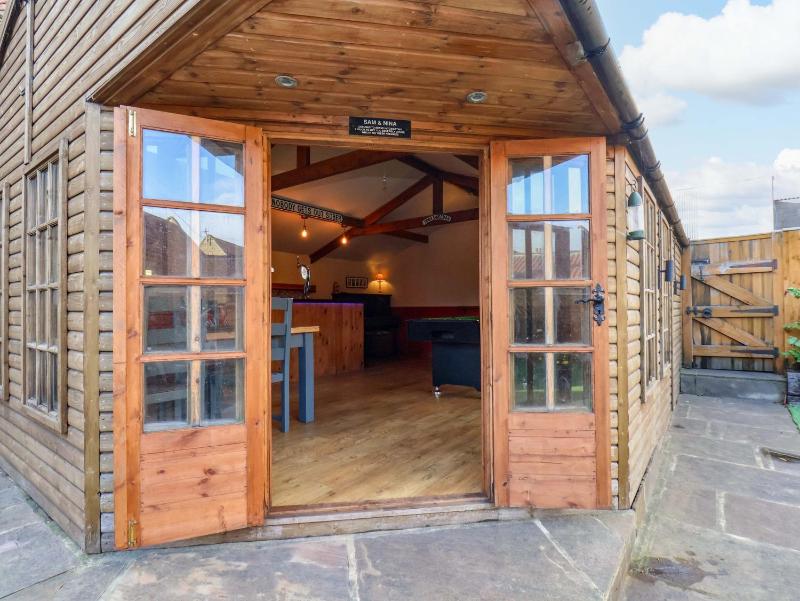 Dove Cottage - image 5
