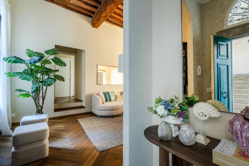 The Tuscan Window - image 38
