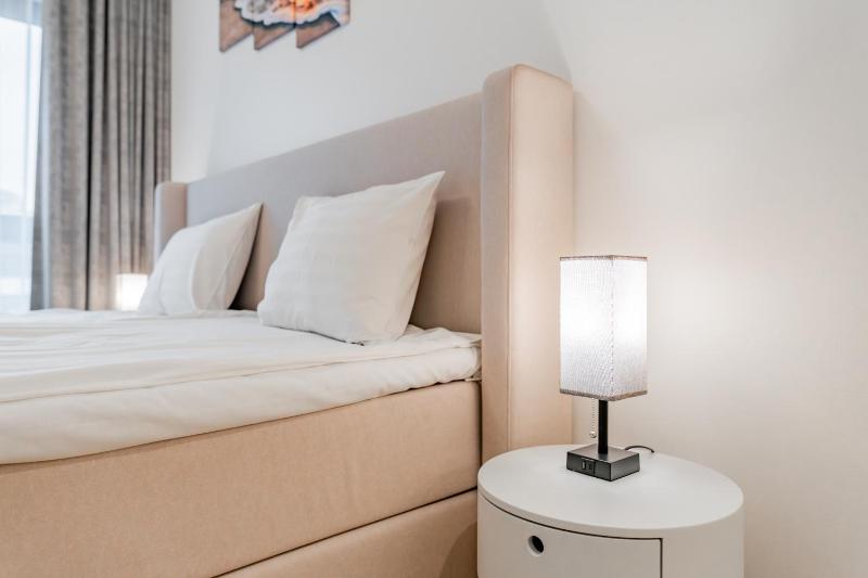 Sea View Apt in Kalaranna District with Balcony and Free Parking - image 10
