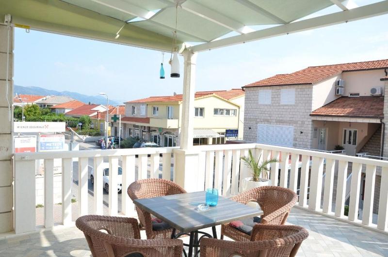 Apartments Dami - image 17