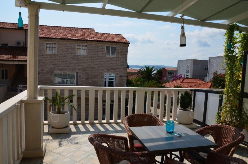 Apartments Dami - image 11