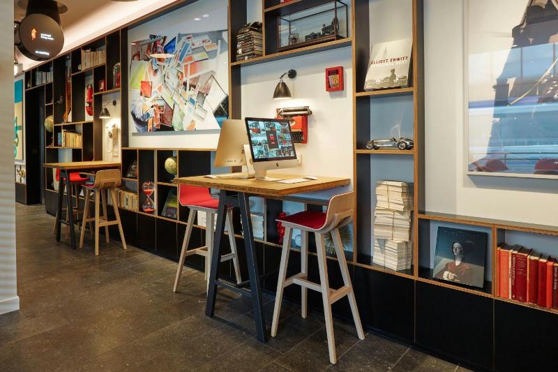 citizenM Zürich - image 2