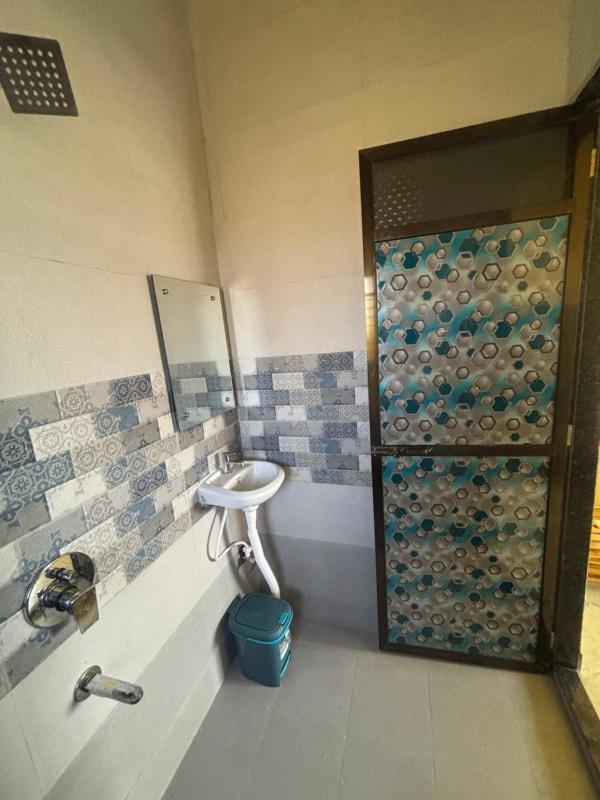 Lake Breeze Resort - image 2