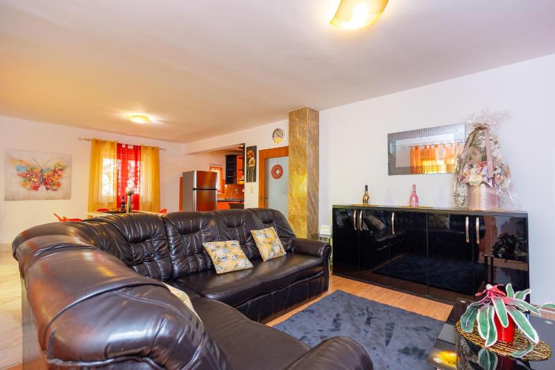 Apartment Martina - image 19