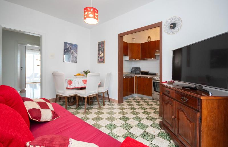 Apartments by the sea Sumpetar Omis - 18286 - image 37