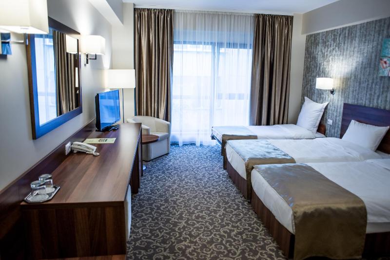 Deluxe Twin Room Non Smoking image 2