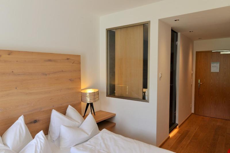 Basic Room with Terrace or Balcony image 2