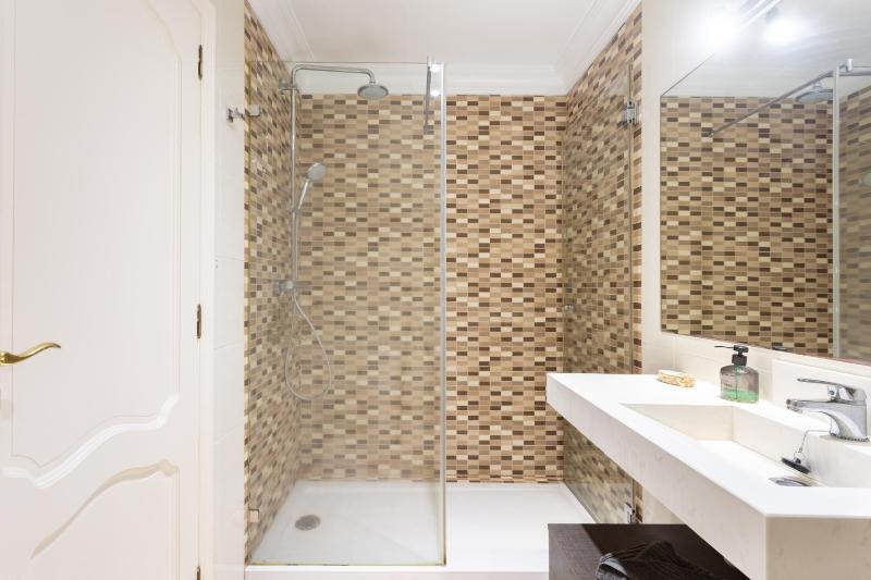 Prime Penthouse Rosaleda - image 27