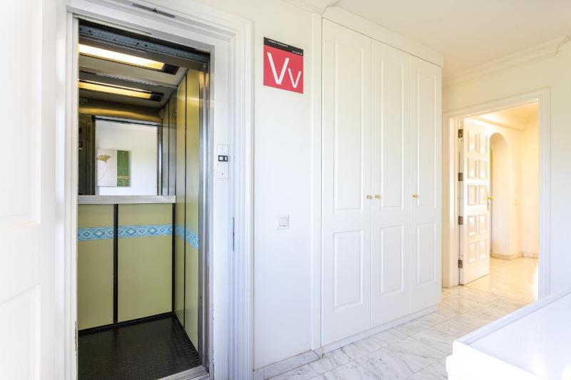 Prime Penthouse Rosaleda - image 29