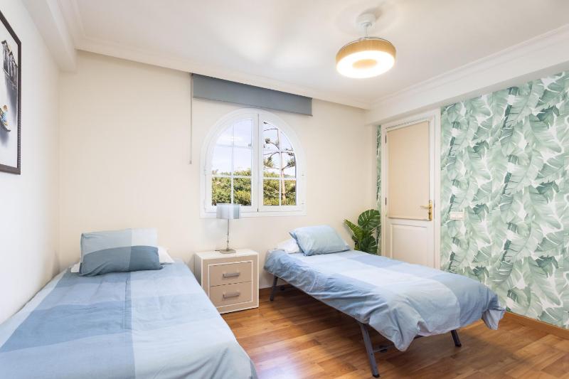 Prime Penthouse Rosaleda - image 26